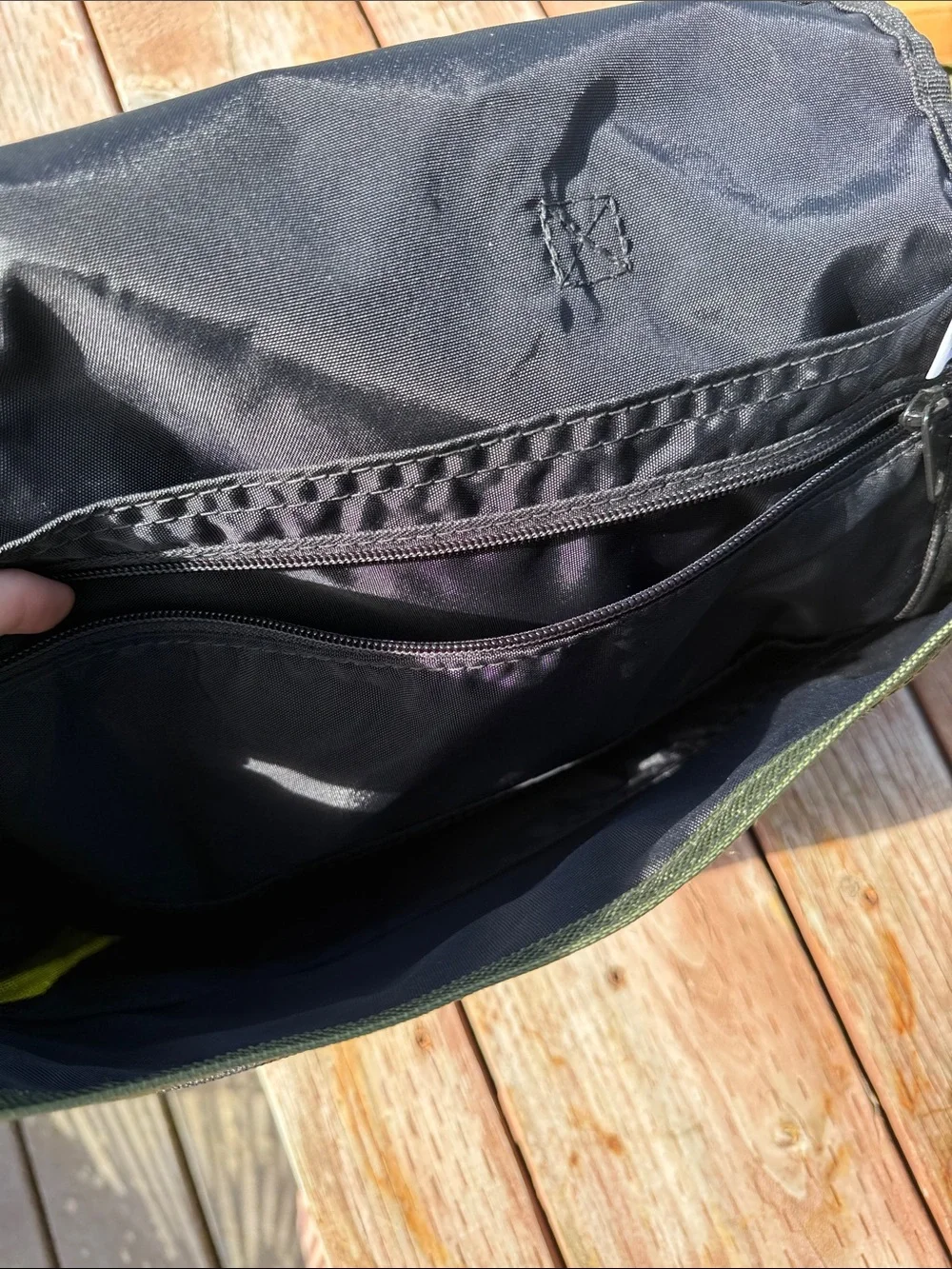 NOMAR Messenger Bag in Olive Green and Black - Crossbody Organizer